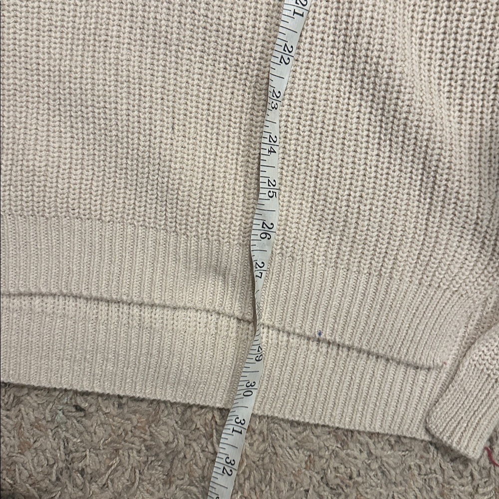 Sweater - Picture 4 of 6